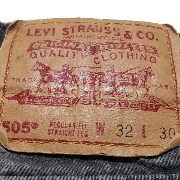 VINTAGE Levi's 505 Relaxed Fit Straight Leg Stone Wash Denim Jeans - Picture 12 of 12